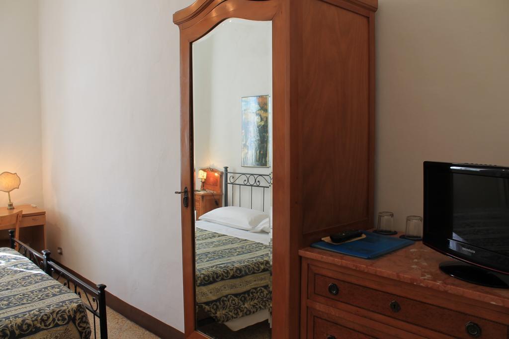 Palazzo Masi Bed & Breakfast Siena Oda fotoğraf